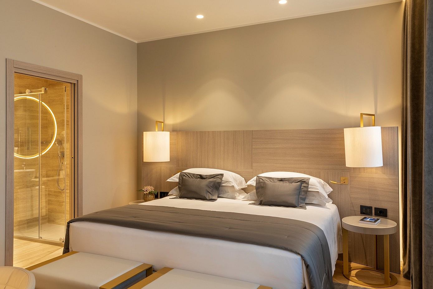 The Duomo Luxury Apartments by Rosa Grand Milano by Andrea Auletta Interiors