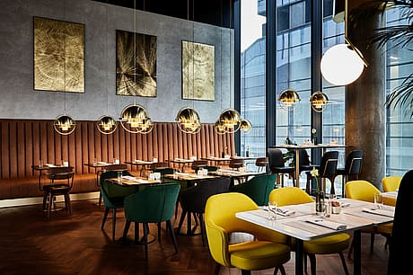 Crowne Plaza Warsaw by Tremend Studio - 1