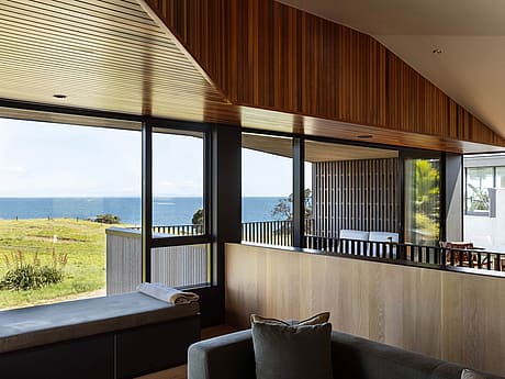 Hill to Horizon by Lloyd Hartley Architects - 3
