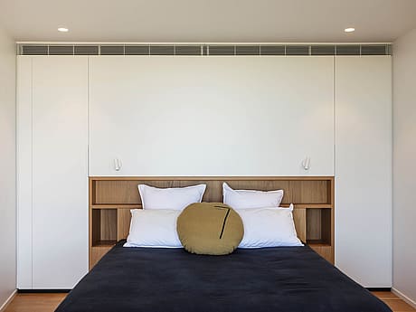 Hill to Horizon by Lloyd Hartley Architects - 8