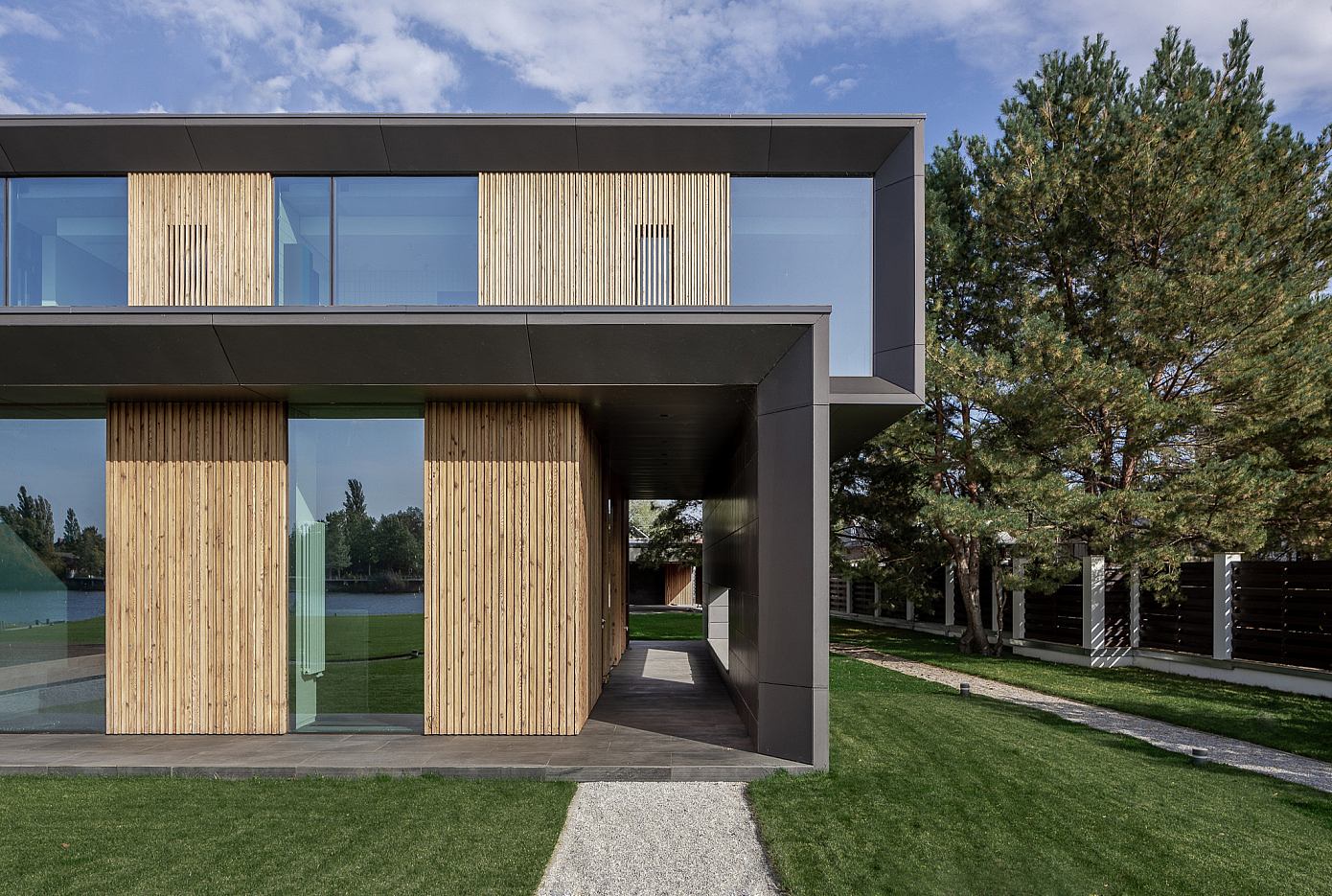 KN-1 by Balbek Bureau