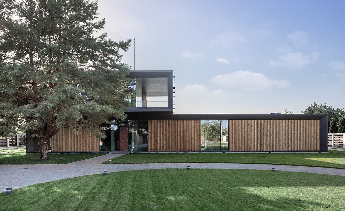 KN-1 by Balbek Bureau