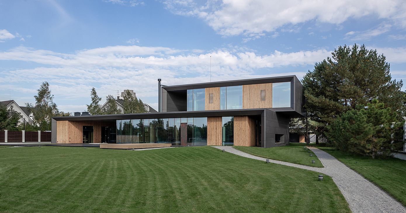 KN-1 by Balbek Bureau