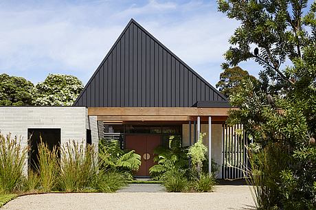 Mt Eliza House by Bent Architecture - 1