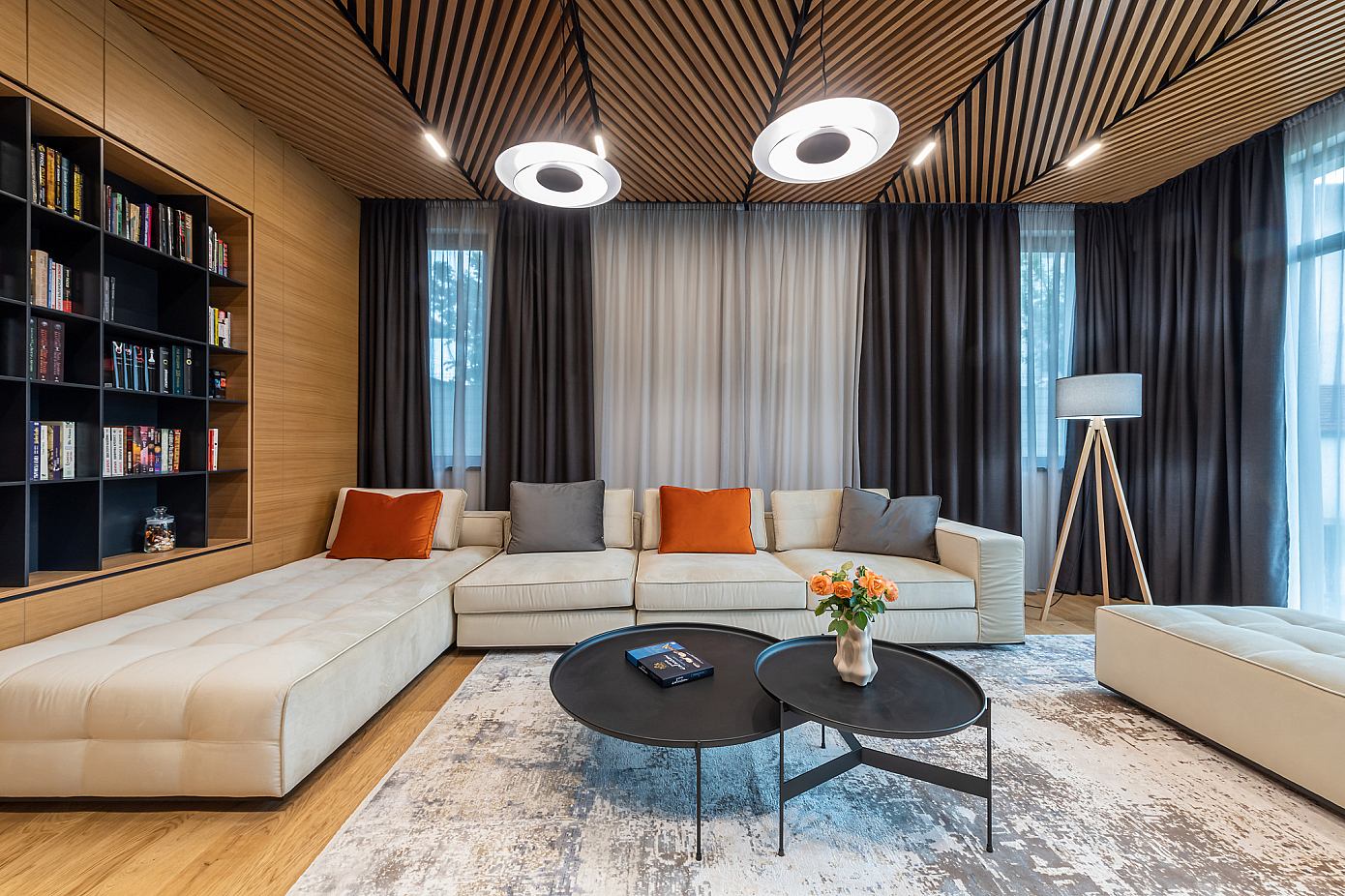 Suburban House by Fimera Design Studio