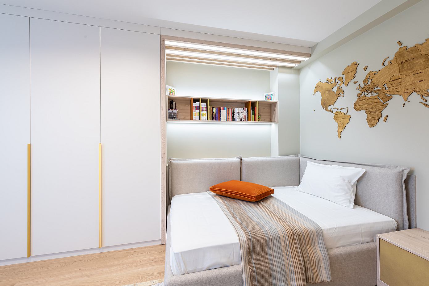 Suburban House by Fimera Design Studio