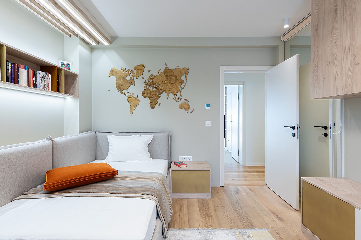 Suburban House by Fimera Design Studio