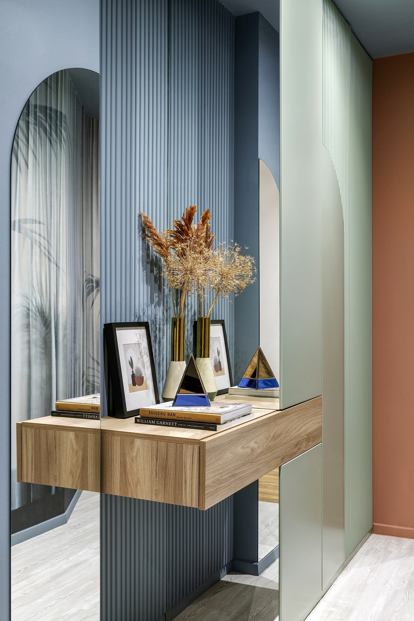 Mini Apartment in Milan by Chroma Studio