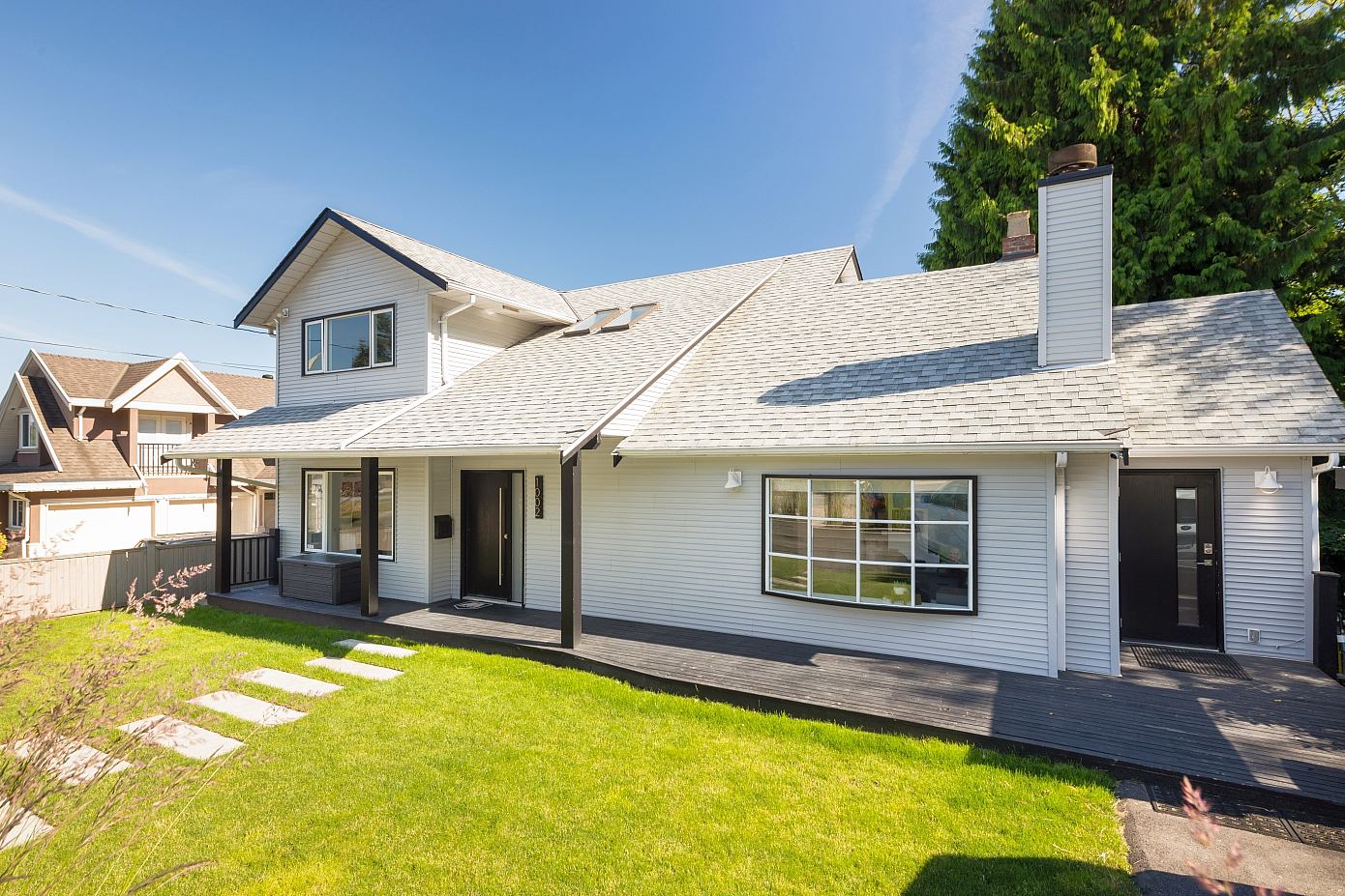 Old “Modern” House by Jordan Macnab