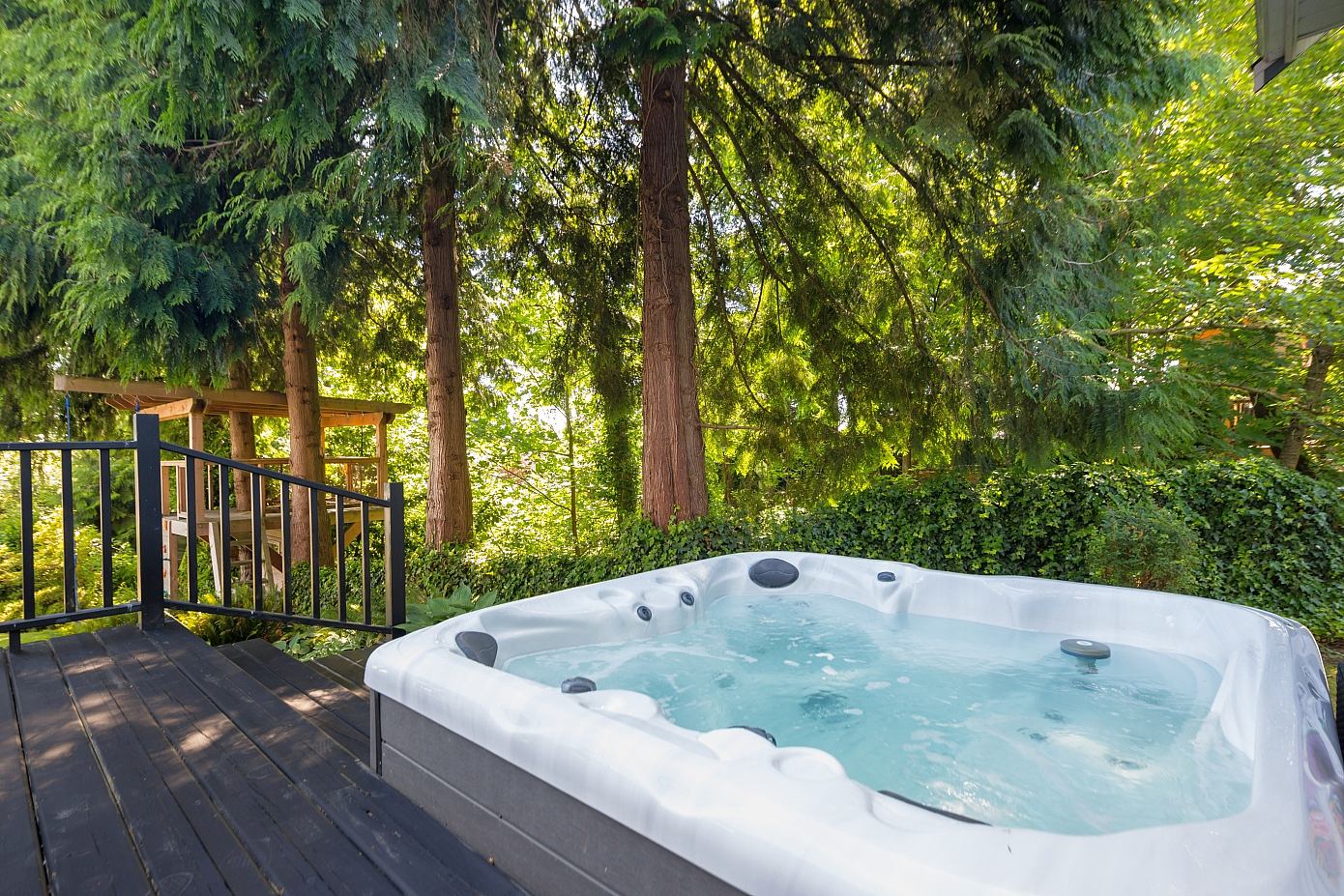 Old “Modern” House by Jordan Macnab