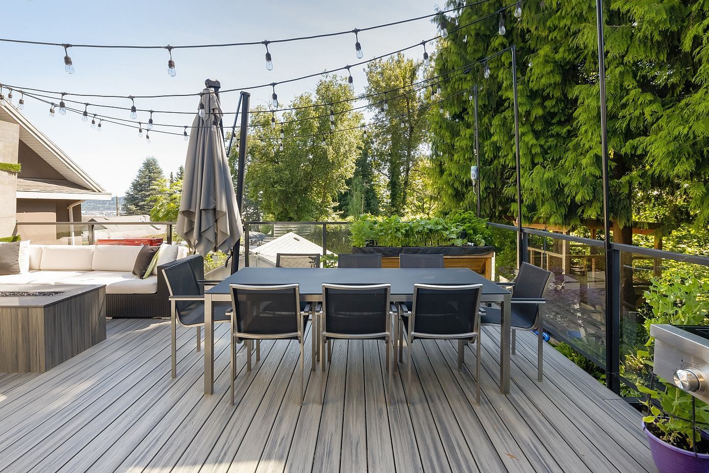 Old “Modern” House by Jordan Macnab