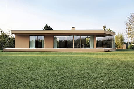 House with a Large Porch by Marco Baldassa - 1