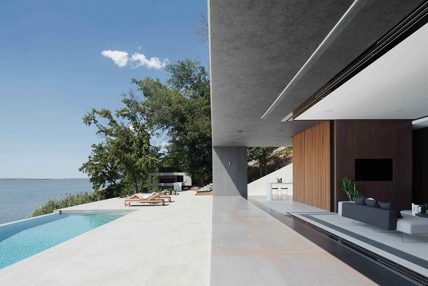 Villa Taganrog by Alexandra Fedorova Architect