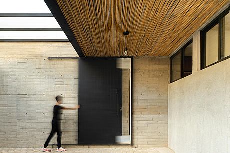 Casa Laurel by Miguel Avila - 4