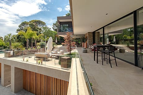 XXL’s House by Brengues Le Pavec - 14