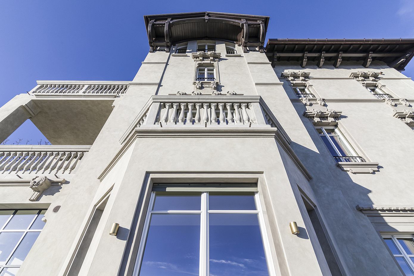 Villa Peduzzi by Andrea Meirana