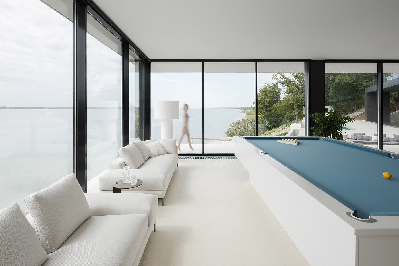 Villa Taganrog by Alexandra Fedorova Architect