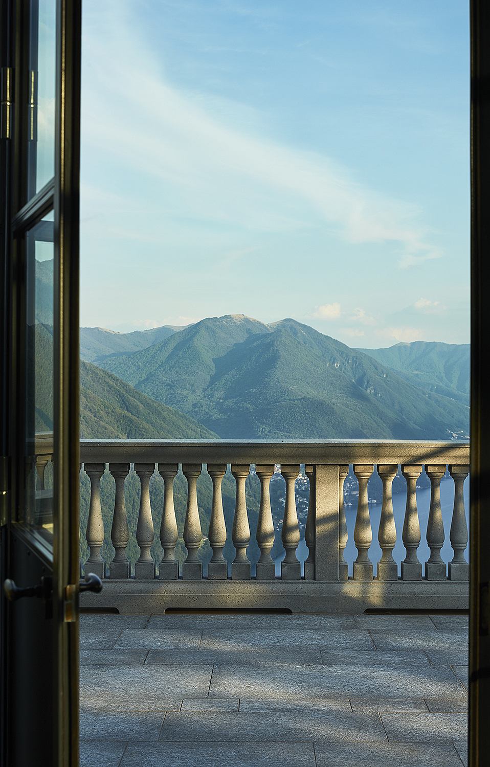 Villa Peduzzi by Andrea Meirana