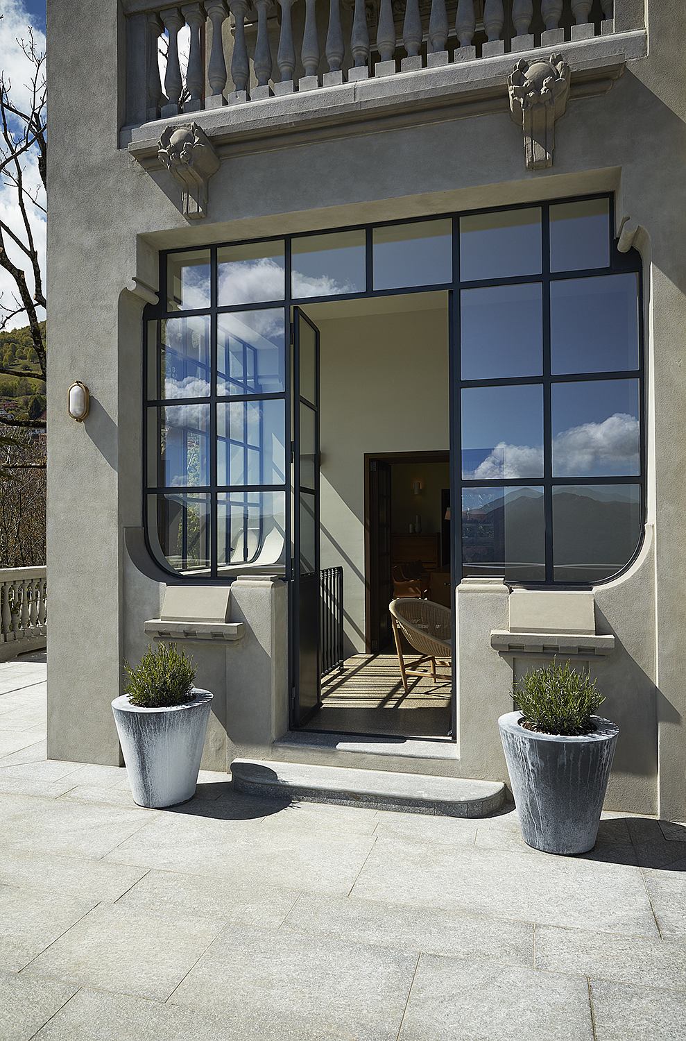 Villa Peduzzi by Andrea Meirana