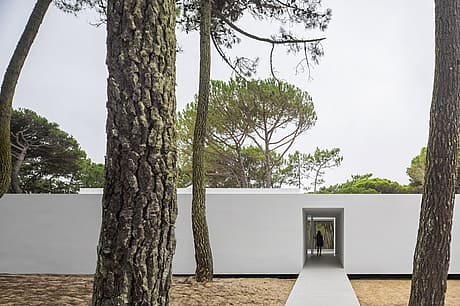 Casa Sintra by Frederico Valsassina Arquitectos - 13