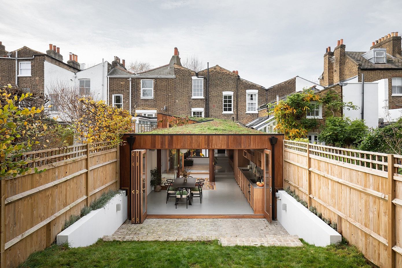 A Cloistered House by Turner Architects