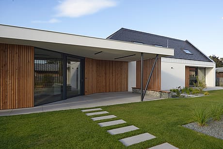 House by the Road to Kunetická Hora by Archigether - 9