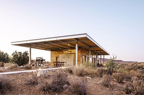 Cowboy Modern Eco-Retreat by Jeremy Levine Design - 1