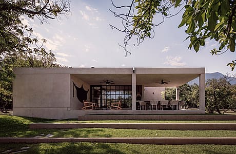 Avocado by Práctica Arquitectura