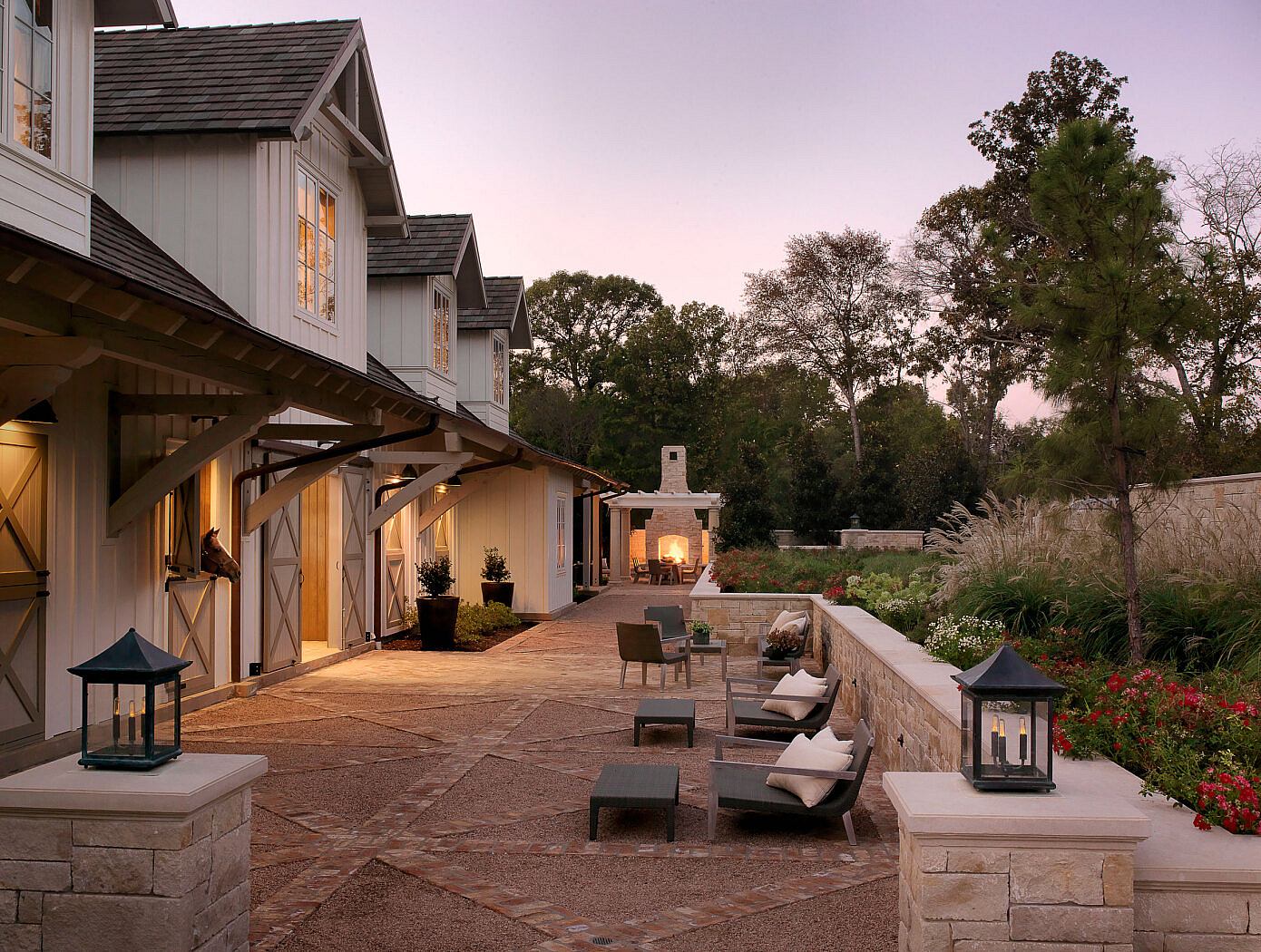 Athens Stables by Ryan Street Architects