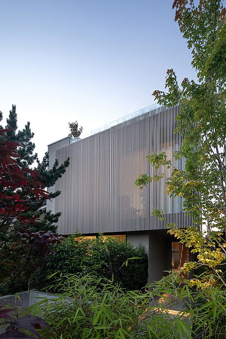 Big Sky Beach House by Andrea McLean Studio - 11