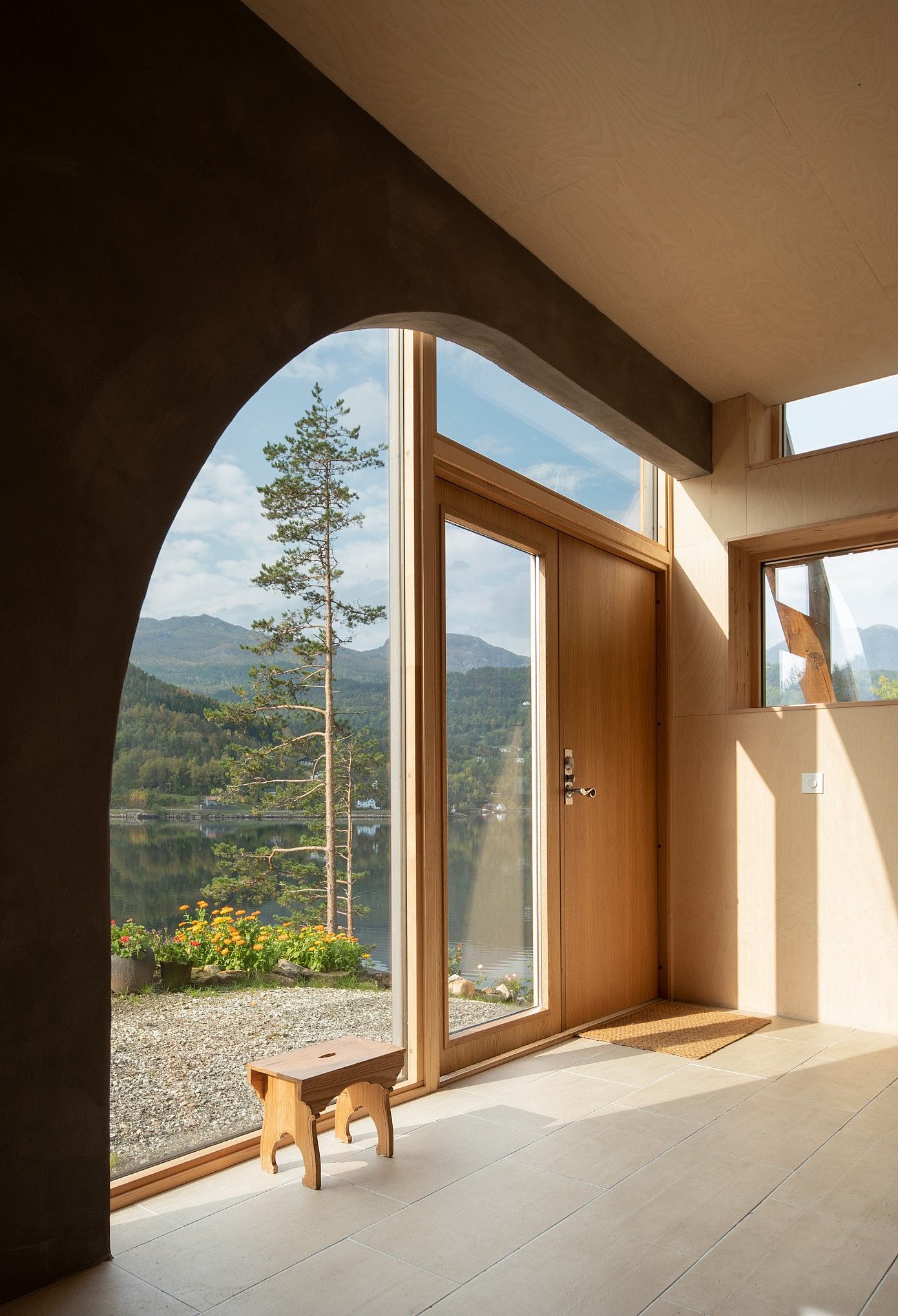 Cabin Ulvik by Rever & Drage Architects