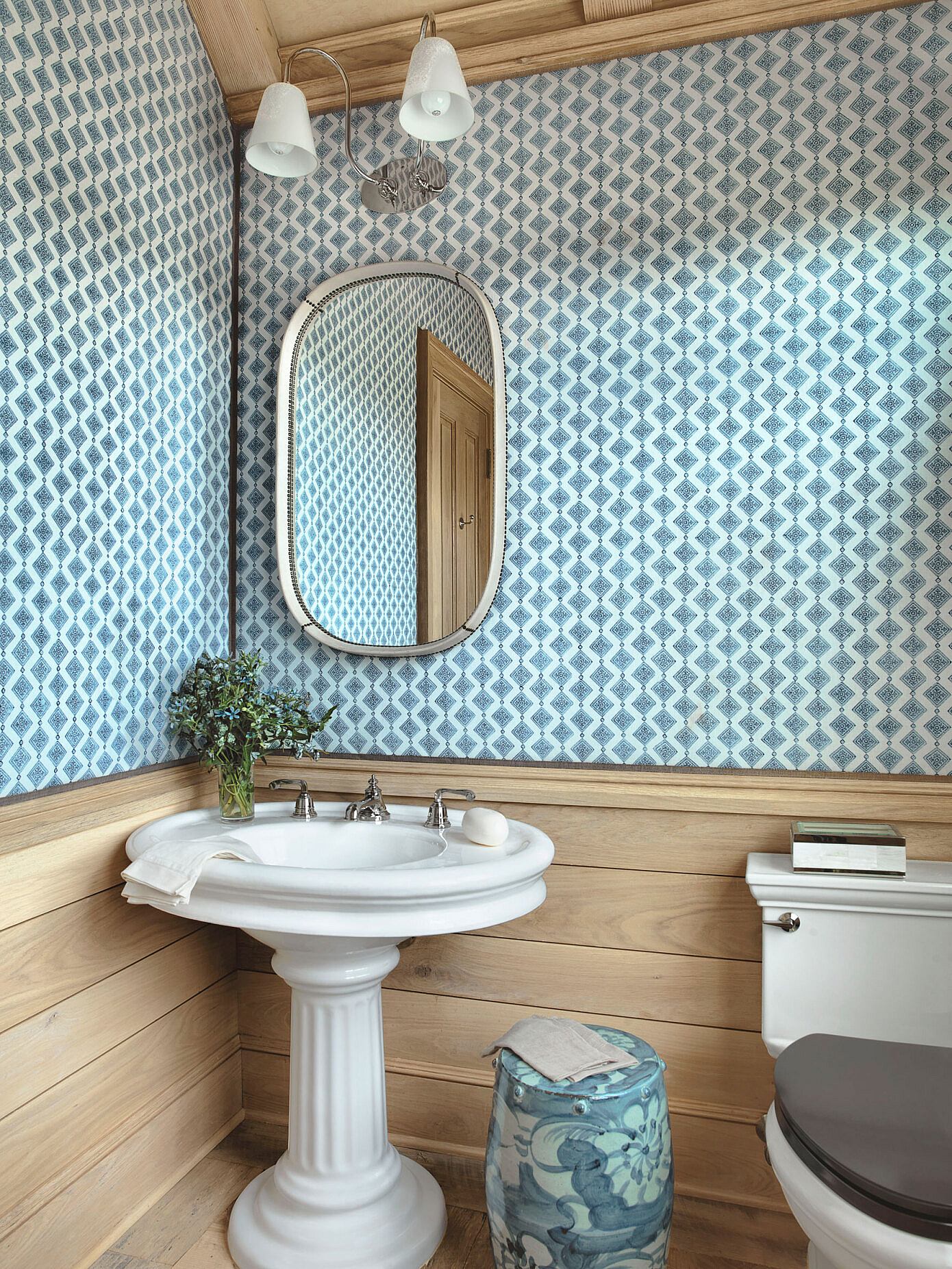 Athens Stables by Ryan Street Architects