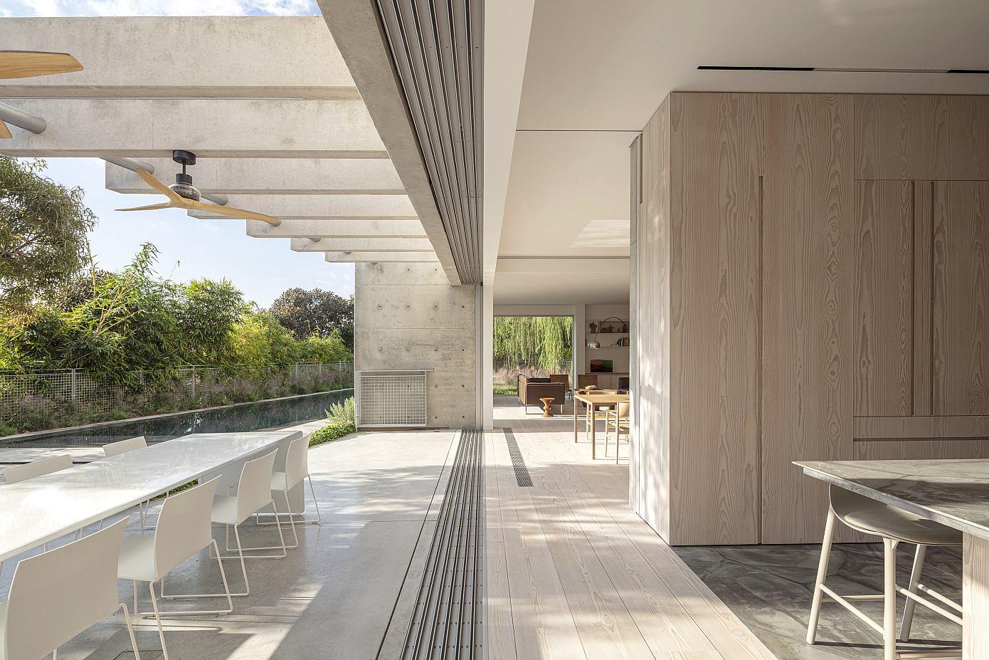 K House by Ronnie Alroy Architects