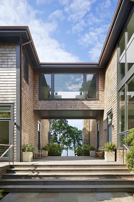 Home in Sag Harbor by Alexander Gorlin Architects - 1