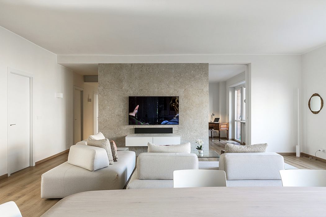 Peschiera Apartment by Quarta & Armando