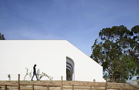 Casa Modesta by PAr. Plataforma de Arquitectura