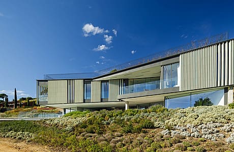 Happy House Begur by Sala Ferusic Architects