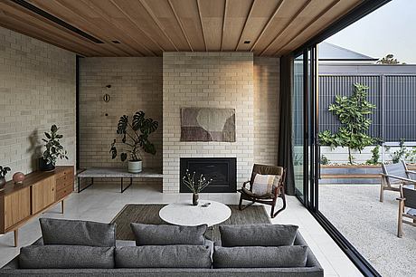 Parkside Residence by Ashley Halliday Architects - 2