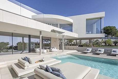 Gran Via Penya Rotges by Palomino Arquitectos - 2