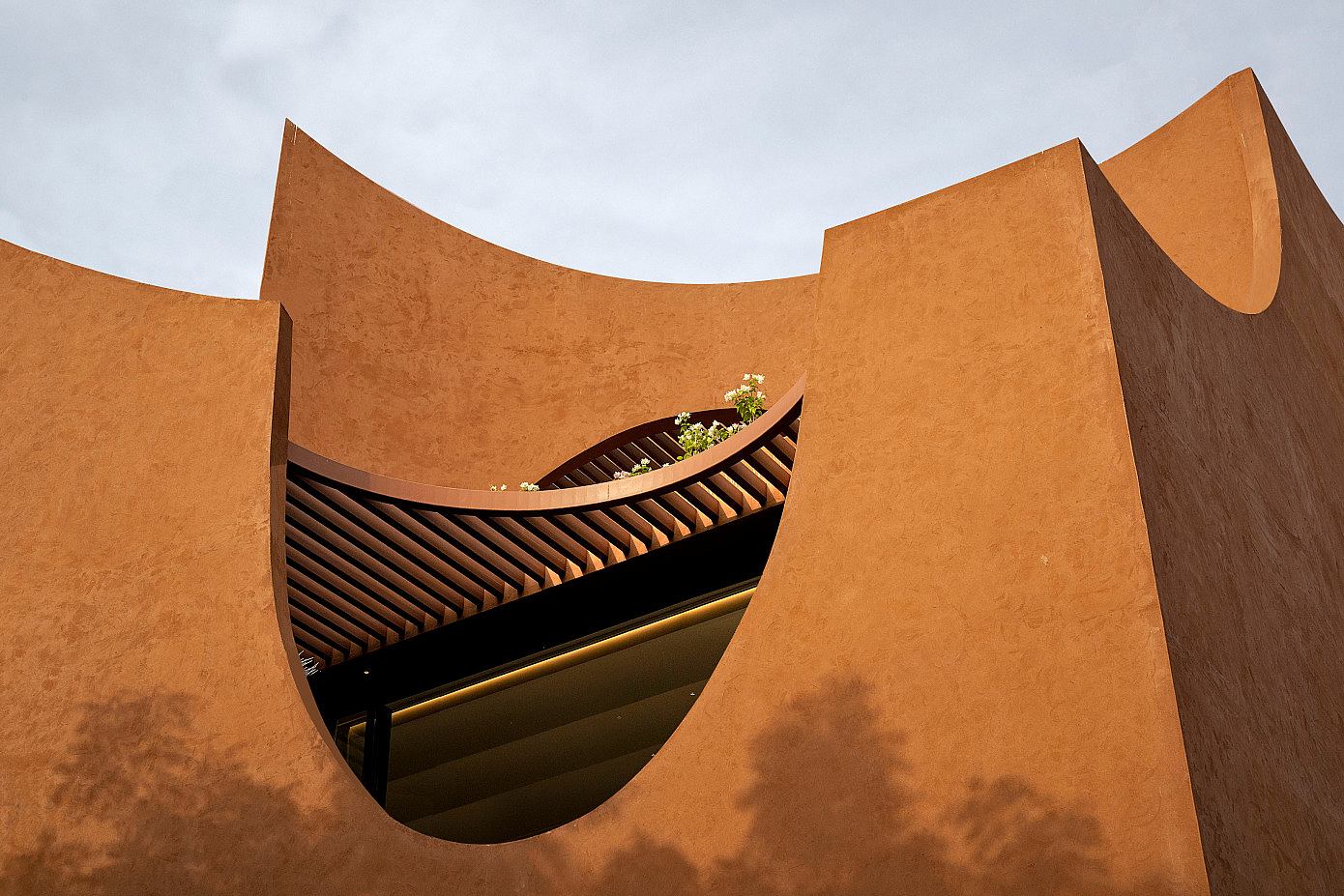 Mirai House of Arches by Sanjay Puri Architects