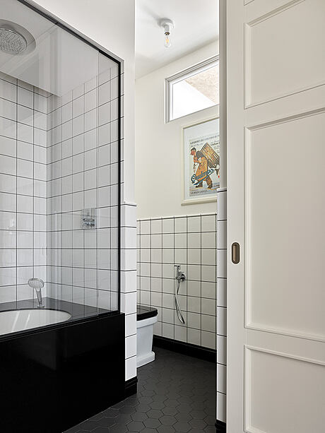 Flat Near Boulevard Ring by Maria Kataryan - 9