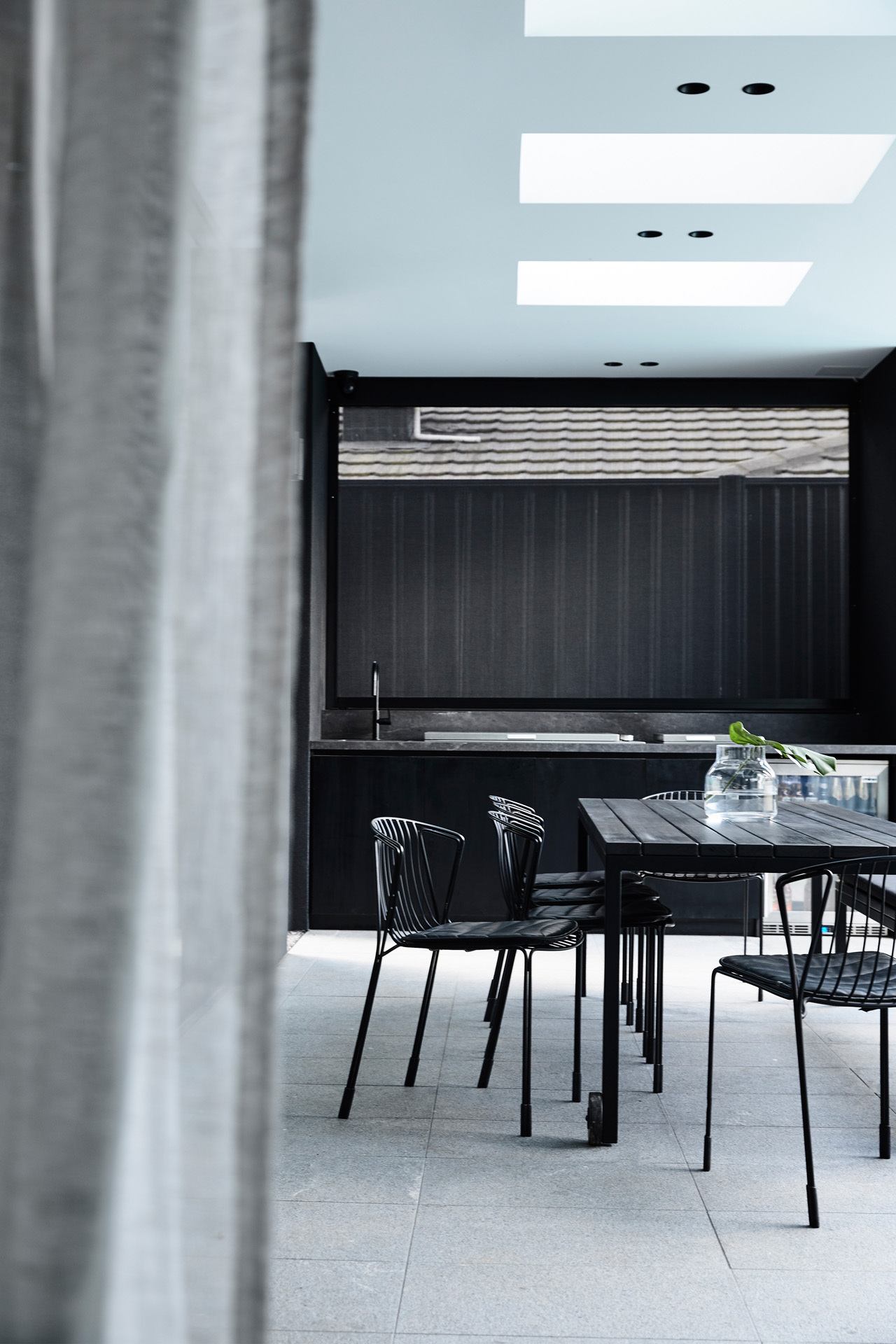 Casa Chiaroscuro by Biasol Studio