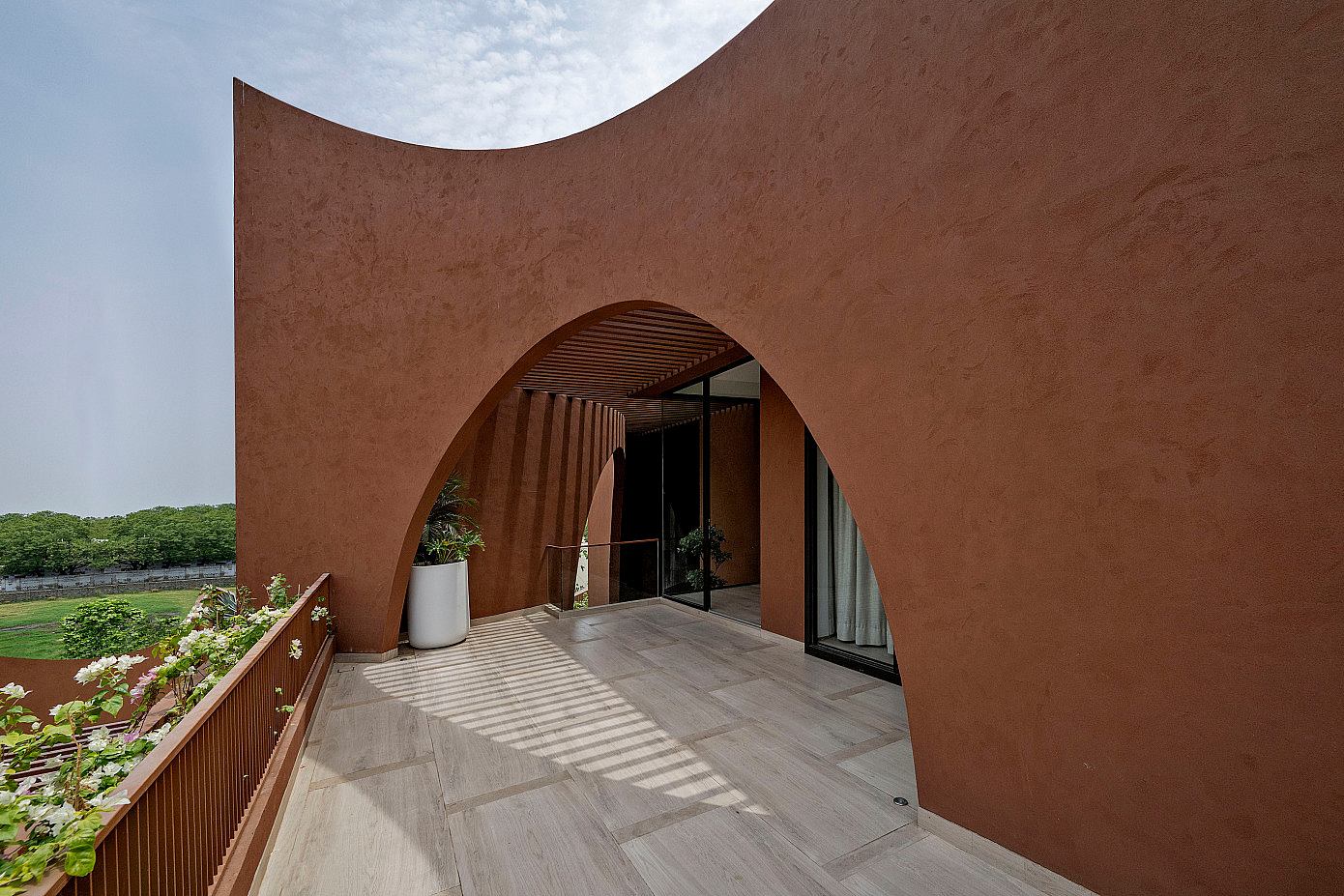 Mirai House of Arches by Sanjay Puri Architects