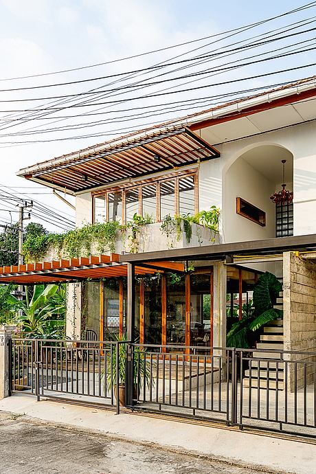 Collage House by Fatboy Factory - 11