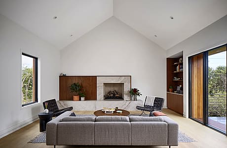 Hartford Residence by Clayton Korte