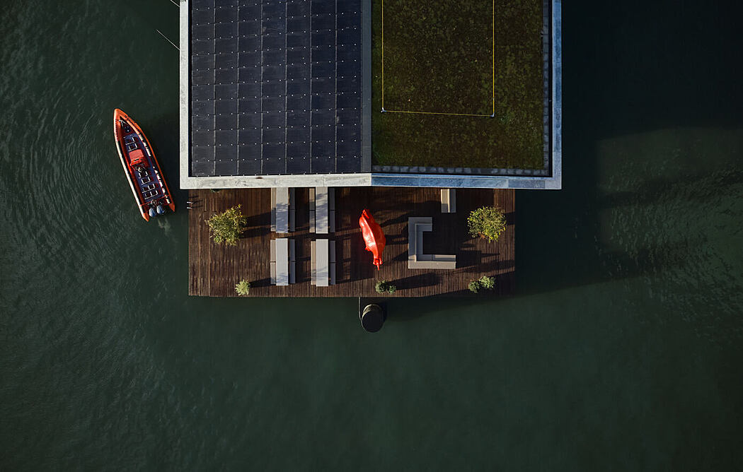 Floating Office Rotterdam by Powerhouse Company - 1