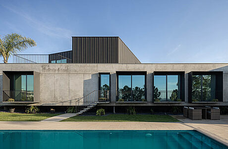 PS House by Inception