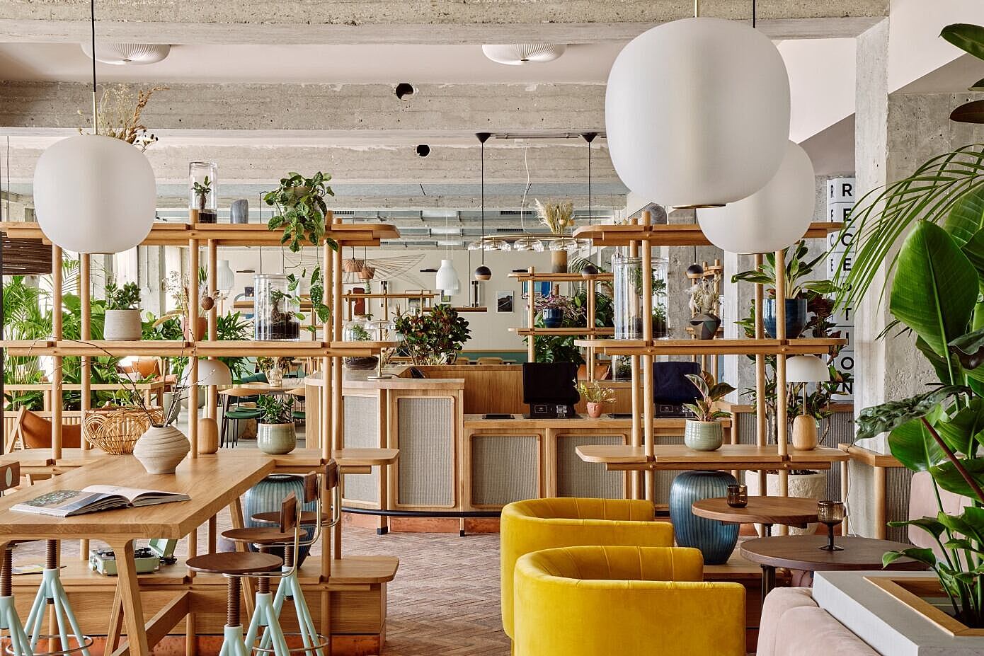 Wunder Locke by Holloway Li