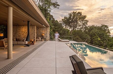 LAB House by Studio Arthur Casas