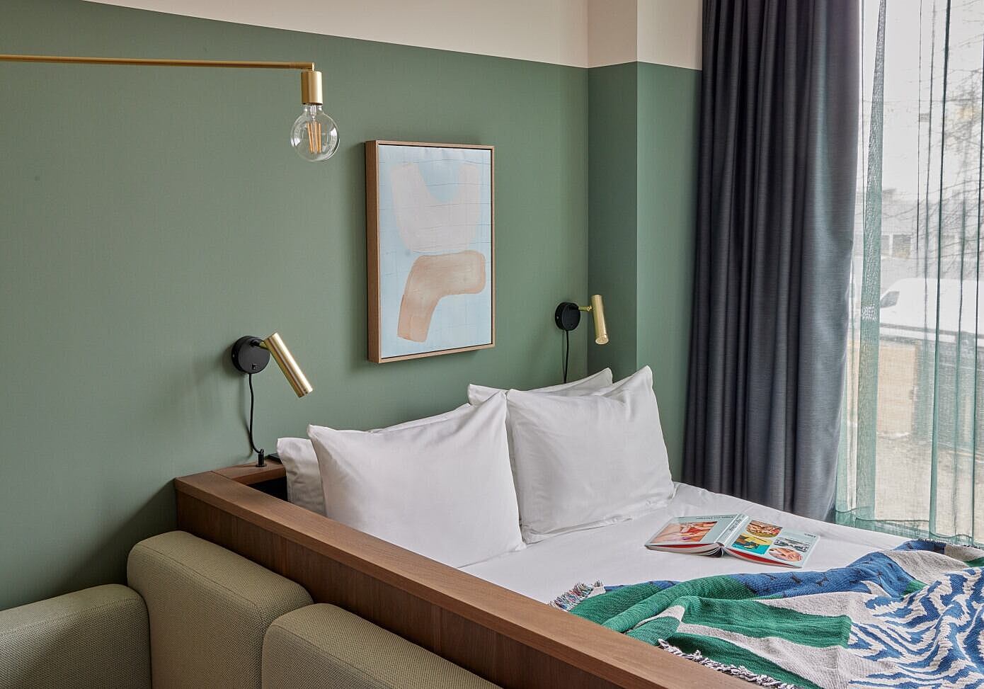 Wunder Locke by Holloway Li